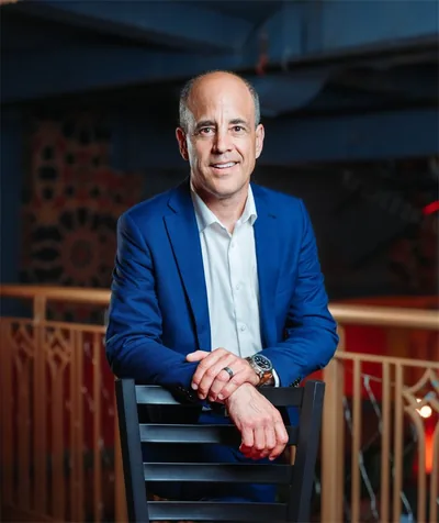 Dean Correia