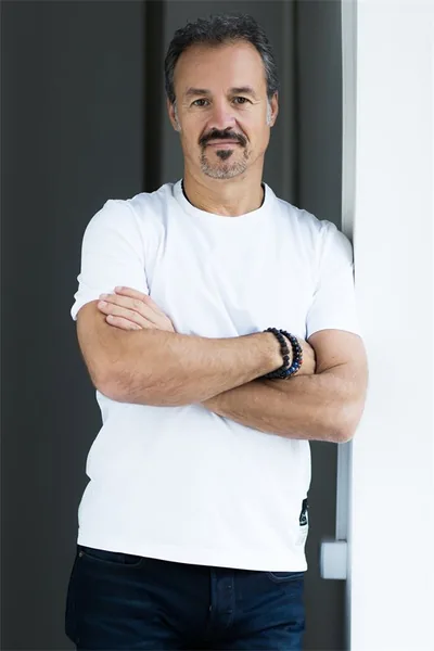 Eric Edmeades