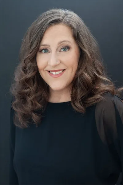 Lisa Taylor