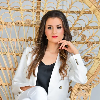 Najwa Zebian